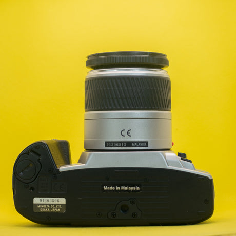 Minolta Dynax 404si - Premium SLR 35mm Filmkamera