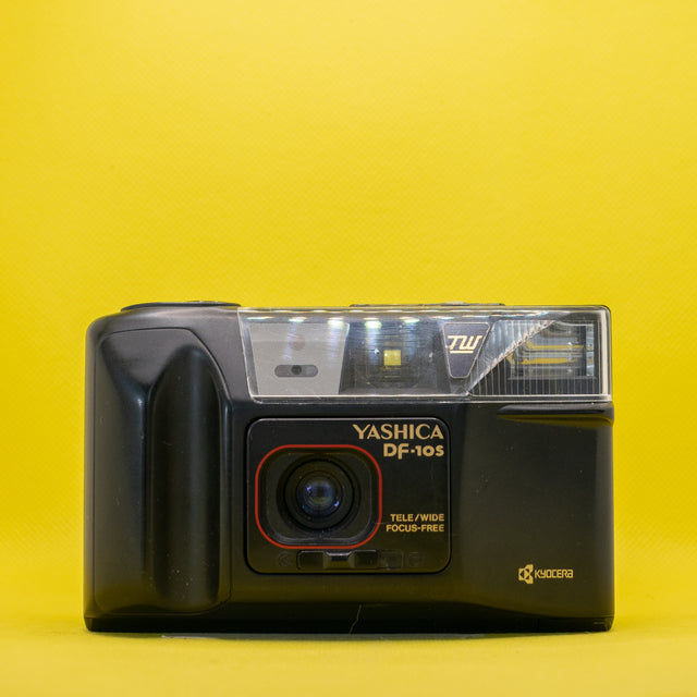 Yashica DF-10S - Cámara Analógica Compacta de 35mm de segunda mano en Camera Market