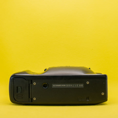 Yashica DF-10S – Kompakte 35mm Analogkamera