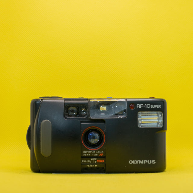 Olympus AF-10 - Cámara Analógica Compacta de 35mm de segunda mano en Camera Market