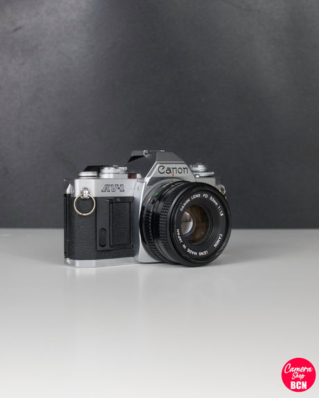 Canon AV-1 + 50mm FD 1.8 – Vintage Analog Spiegelreflexkamera 35mm (SLR)