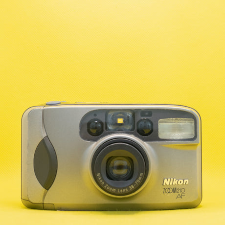 Nikon Zoom 210 AF - Analoge 35mm Kamera
