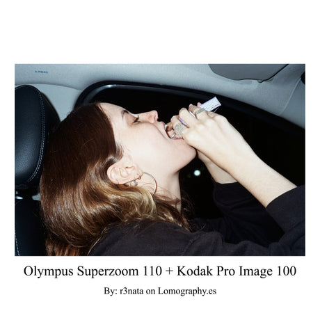 Olympus Superzoom 110 - 35mm Filmkamera