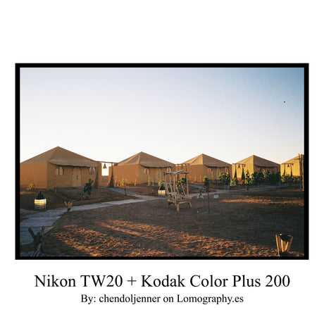 Nikon TW20 - 35mm Kompaktfilmkamera